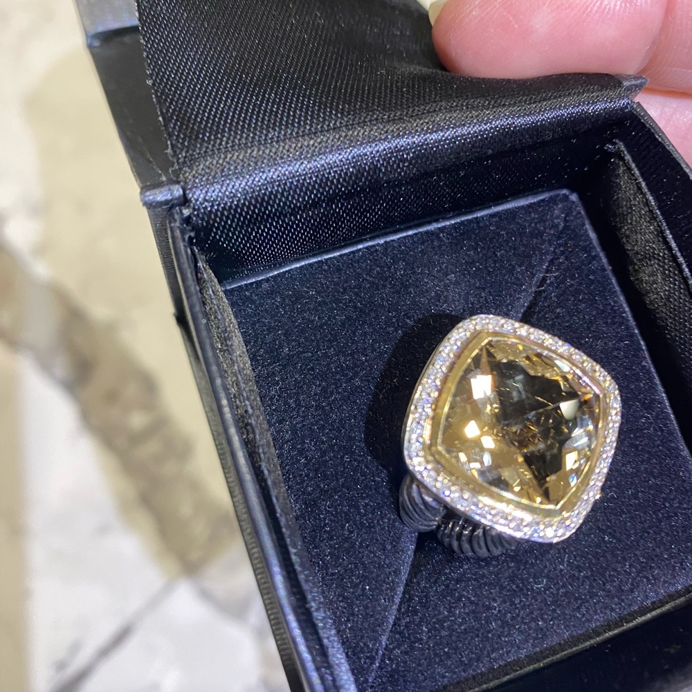 David Yurman Ring with Champagne Citrine, Pave diamonds, 18k Yellow Gold
